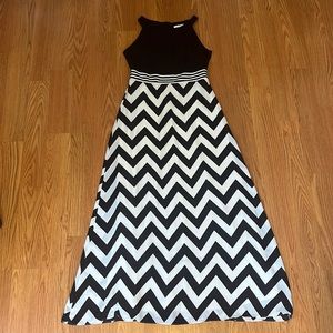 Studio One Chevron Maxi Dress